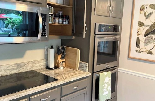 Ellendale House | Safe & Stylish 3BR/3BA (20min to Memphis sights!)