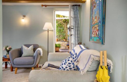 Topsham House | Saffron Cottage