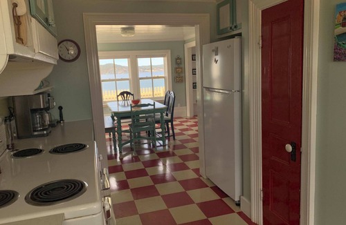 Twillingate House | Saffron House
