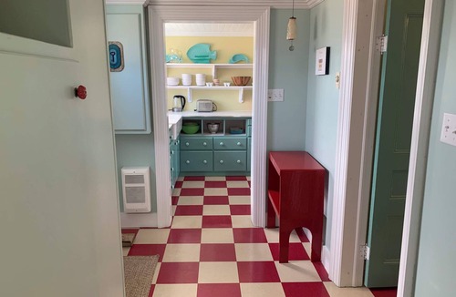 Twillingate House | Saffron House