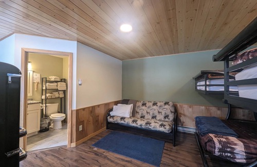 Grand Marais Cabin | Saganaga Lodge