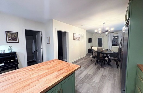 Webb City House | Sage & CedarnCozy home ready for your stay