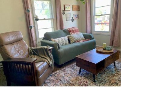 American Falls Apartment | Sage Cottage