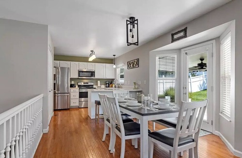 O'Fallon House | Sage Haven Ranch Retreat, Yard, Fire Pit, BBQ, Office space, Close to shopping