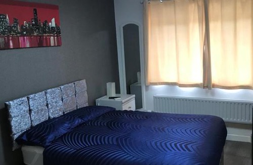 Northampton House | Sage House