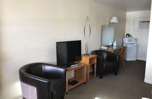 Newcastle Hotel | Sage Motel