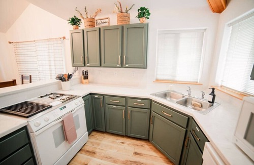 Klamath Falls House | Sage & Pine Modern Townhome