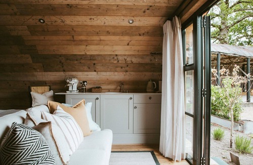 Mortimer West End Cottage | Sage Pyggy - Luxury Cottages