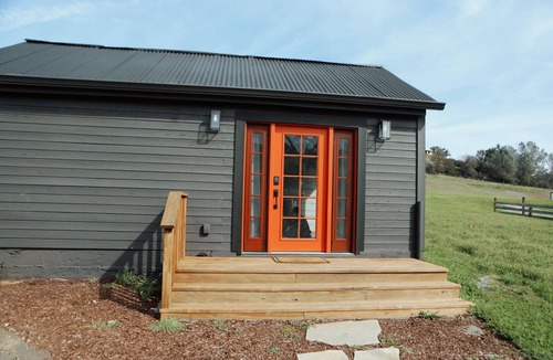 Jayhawk House | Sage Ridge Retreat Studio-HugePool