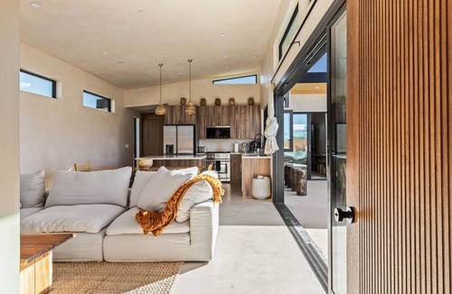 Yucca Valley House | Sage & Sand | Tulum Retreat w 2 Pools & Pickleball