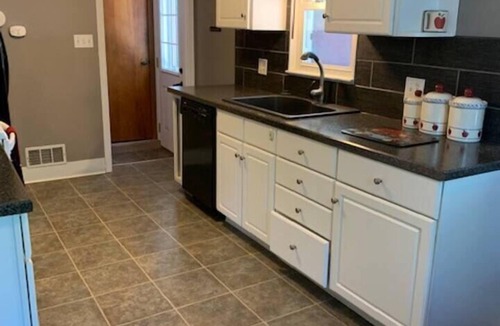 Saginaw House | Saginaw Twnshp home in a quiet, safe neighborhood