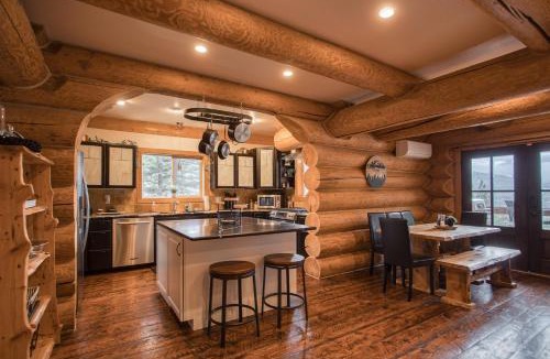 Sagle House | Sagle Sunrise