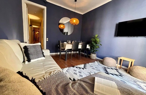 el Camp d'en Grassot i Gracia Nova Apartment | Sagrada Familia 4BD for Families
