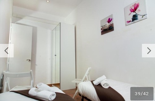 El Camp de l'Arpa del Clot Apartment | Sagrada familia apartment