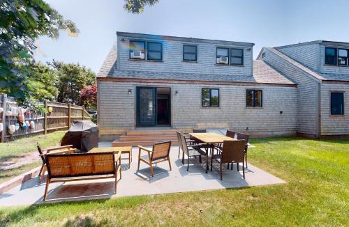 West of Town House | Sail Away Cottage