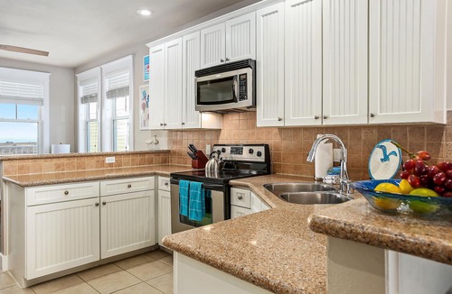 Red Fish Cove Condo | Sail On - Book 5+nights get 15% discount- 3BD/3BA. Sleeps 9