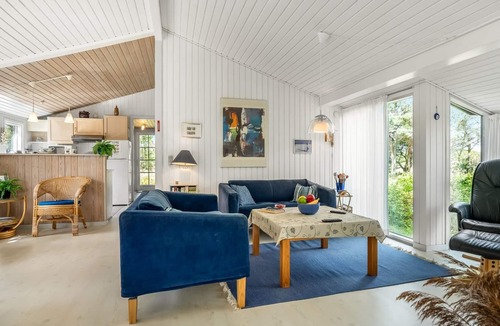 Rødhus House | "Saila" - 1.2km from the sea by Interhome
