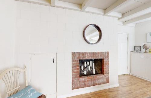 Pierpont Bay House | Sailaway Cabin