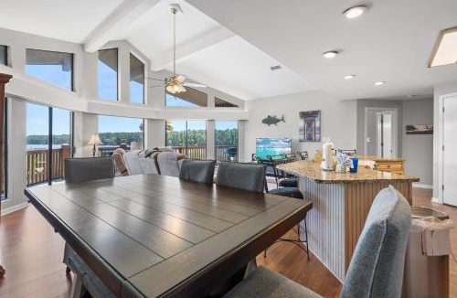 Gulf Shores Apartment | Sailboat Bay 201