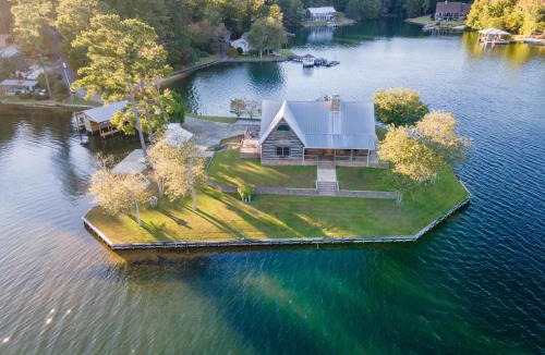 Pleasure Point House | Sailboat Point
