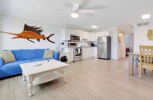 Stuart Apartment | Sailfish Suites 5 - Waterfront Lodging