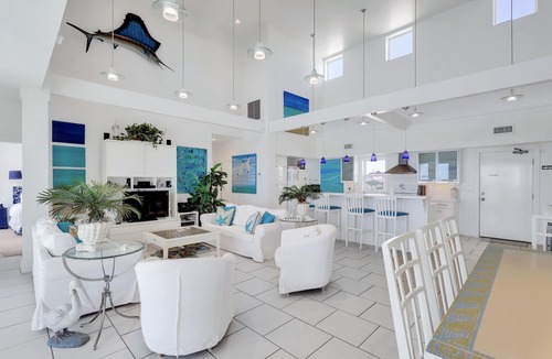 Dauphin Island House | Sailfish | Upscale Gulf-Front Home