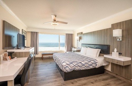 Lincoln City Hotel | Sailor Jack's Oceanfront Inn