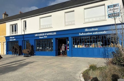 Asnelles House | Sails