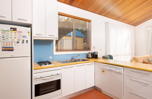 Inverloch Apartment | SAILS TWO - INVERLOCH