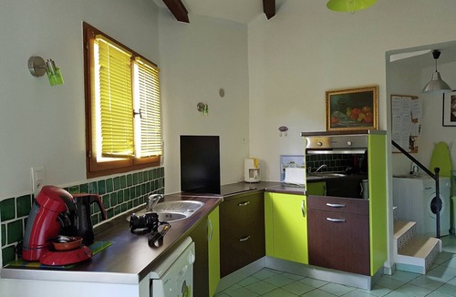 Saint-Bres Villa | Saint-Brès: Pool & Nature