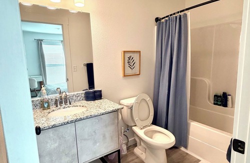 Centerton House | Saint Charles Place- Modern 2BR/2.5BA home