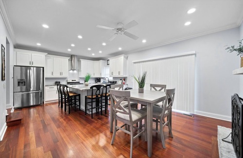 St. Charles House | Saint Charles Rental