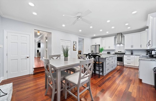 St. Charles House | Saint Charles Rental