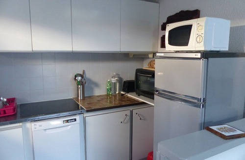Saint-Cyprien Plage Ski Chalet | SAINT CYPRIEN Air-conditioned holiday home with garden