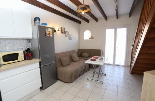 Saint-Cyprien Plage House | Saint Cyprien jolie maison climatisee avec une grande terrasse