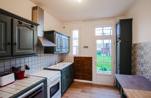 Offranville Ski Chalet | Saint Exupery, town house with garden