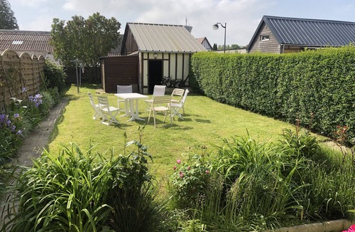 Offranville Ski Chalet | Saint Exupery, town house with garden