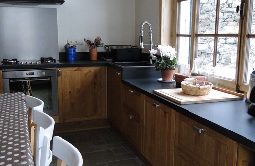 Saint-Gervais-les-Bains Ski Chalet | Saint-Gervais Centre - Old Chalet Comfortable