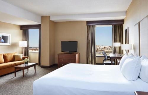 Saint John Hotel | Saint John Harbourfront Hotel
