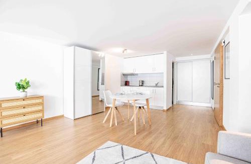 Lausanne Center Apartment | Saint Laurent 33-35 - Self Check In by Homenhancement