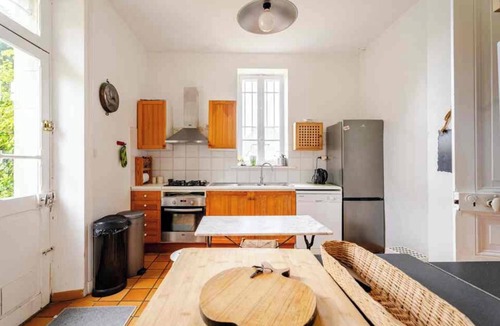Saint-Lunaire Villa | Saint Lunaire. Large family home 5 minutes' walk from the beach.