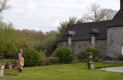 Saint-Jouan-des-Guerets House | Saint Malo Historic manor house Gite sleeps 10