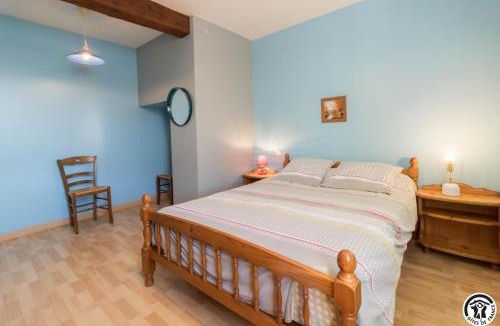 Beaumont-sur-Leze House | Saint martin