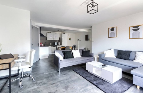 Stiring-Wendel Apartment | Saint Maurice Design Home