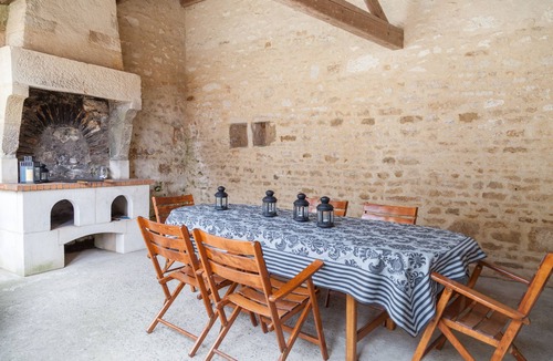 Saint-Michel-le-Cloucq Cottage | Saint Michel Le Cloucq: Old character cottage in south Vendee