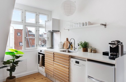 Christianshavn Apartment | Saint - Nice 1-bdr Apt by the Canals
