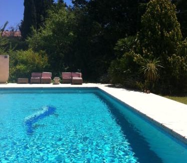 Meze House | Saint Paul le Marseillais Gites