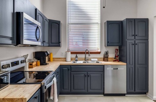 South Side Flats House | Saint Peter`s Rec Hall