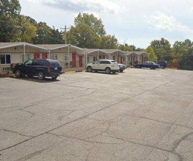 St. Robert Hotel | Saint Roberts Town and Village Motel