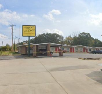 St. Robert Hotel | Saint Roberts Town and Village Motel